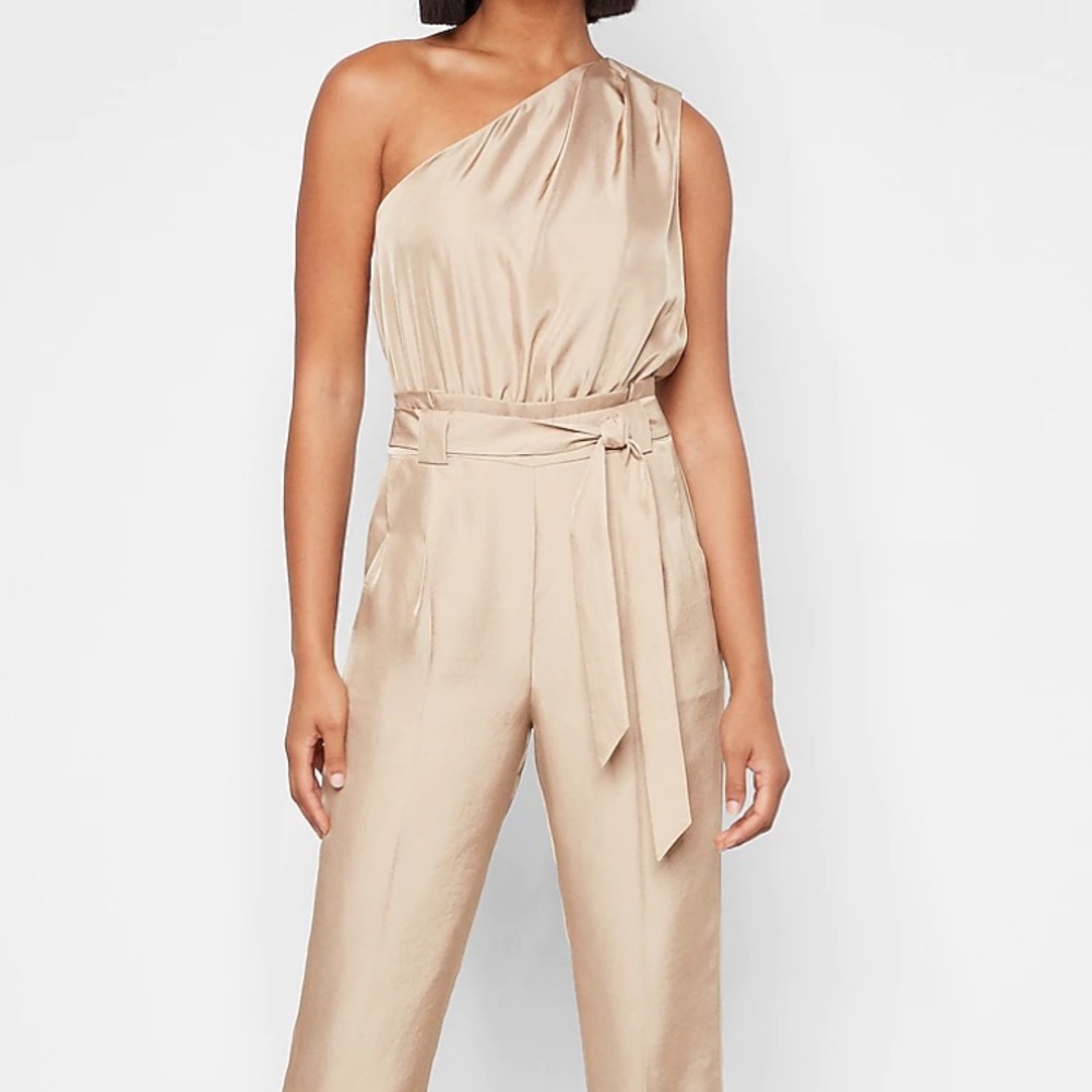 NWT Express one shoulder belted jumpsuit Size S beige